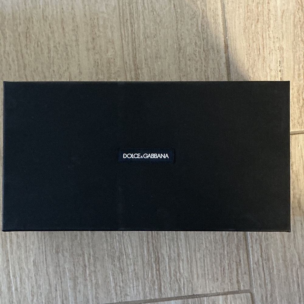 Dolce & Gabbana Classic Black shoe Box